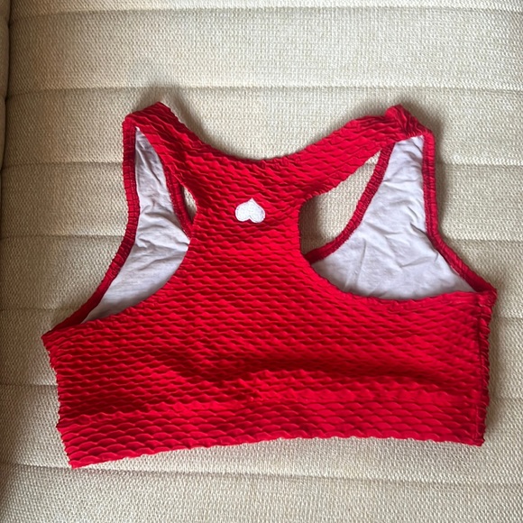 BBB - BOOTY BY BRABANTS Red sports bra - croc material - Picture 1 of 4